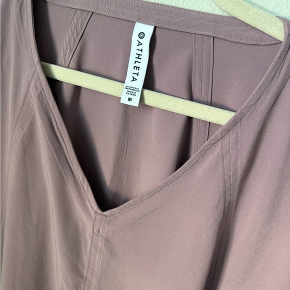 Athleta Boulevard Mauve V-Neck Short Sleeve Tee - Picture 3 of 6